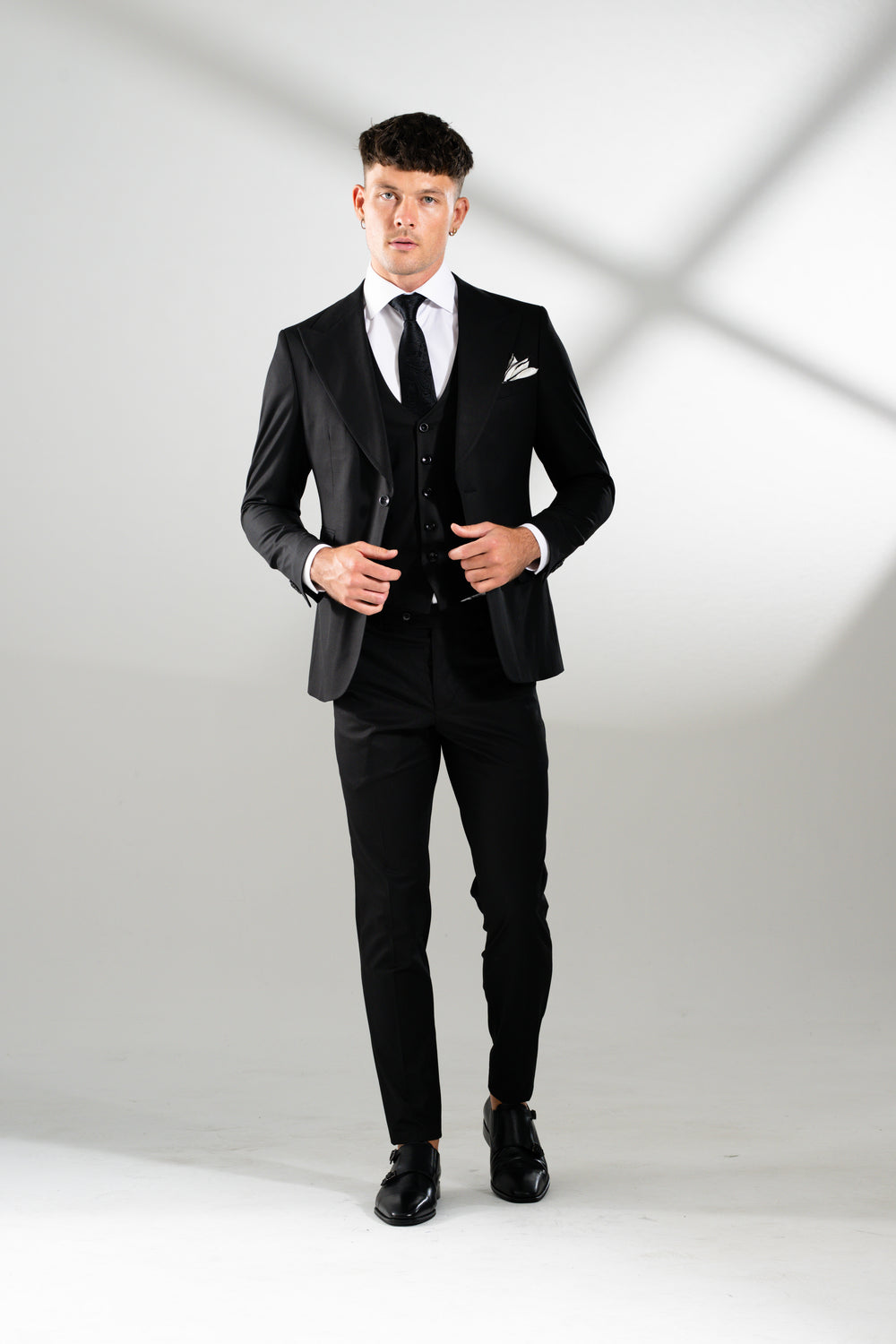 'Zoro' 3-Piece Suit